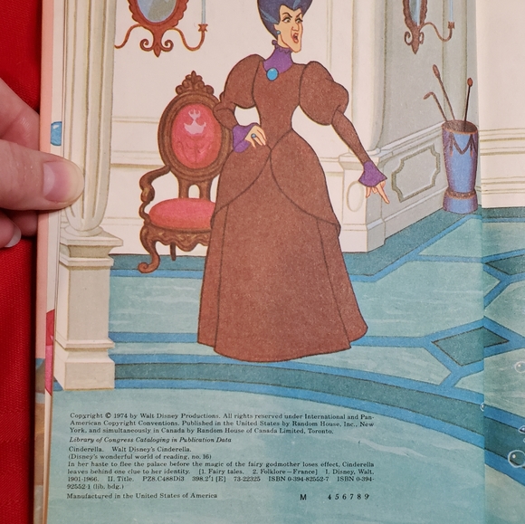 Lot of 3 Vintage Disney Children's books- Bambi, Cinderella and Pinocchio - Picture 3 of 16